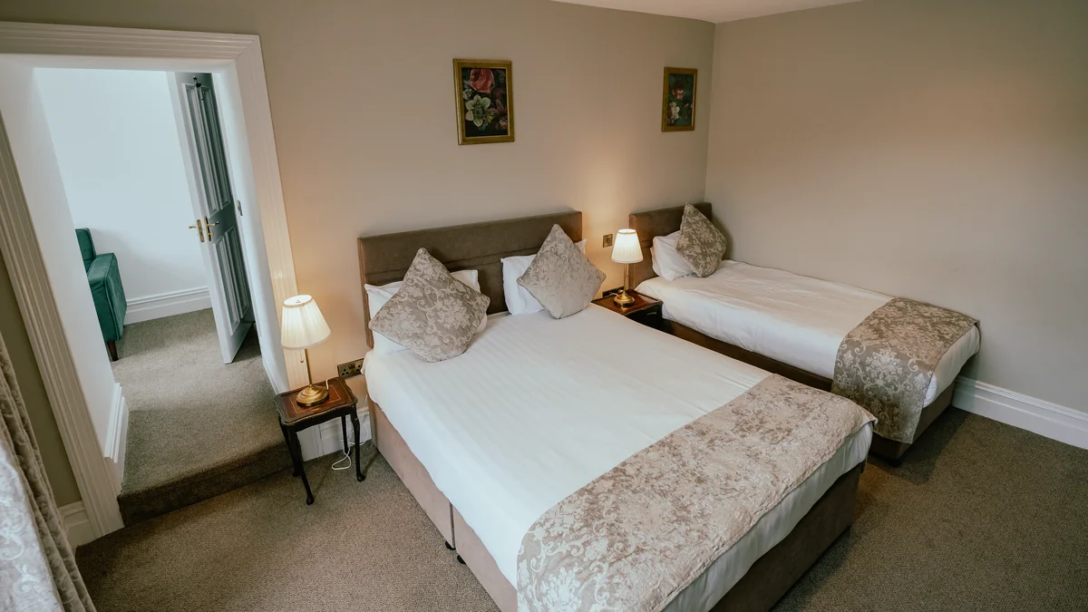 Adams Townhouse bedroom